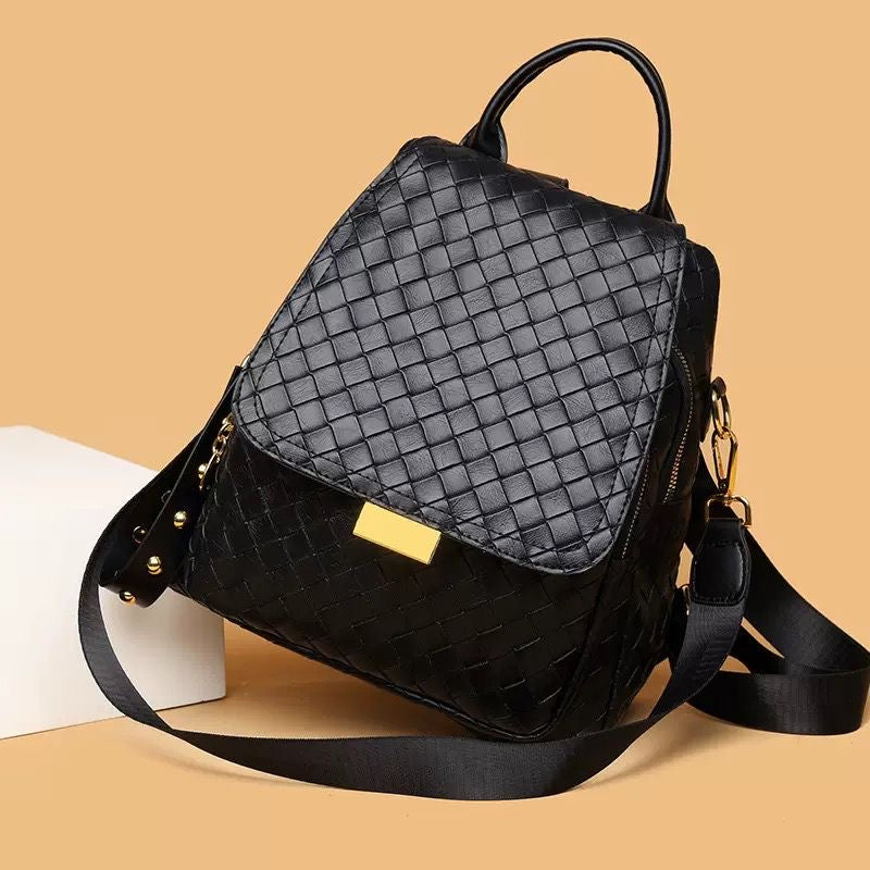 Daina Bagpack