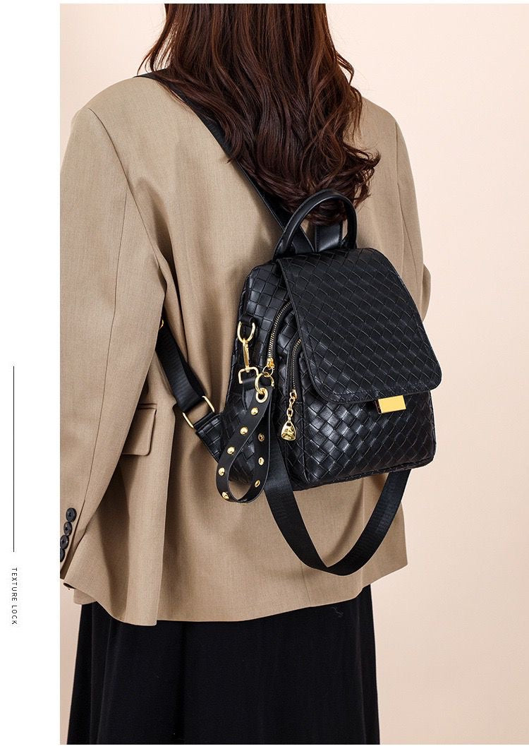 Daina Bagpack